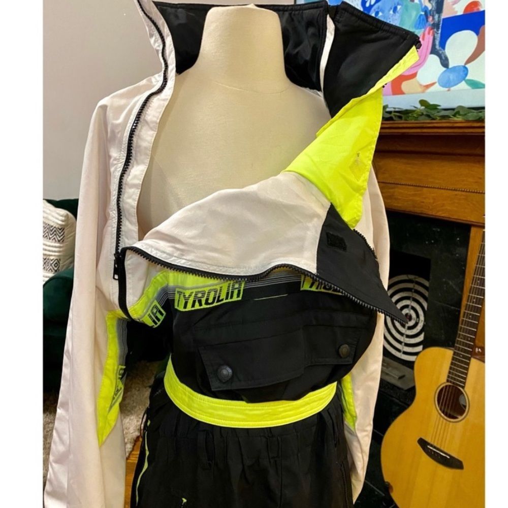 Insanely Rad Vintage 80s 90s Tyrolia Neon Ski Snowboard Winter Sports Suit - Picture 4 of 16